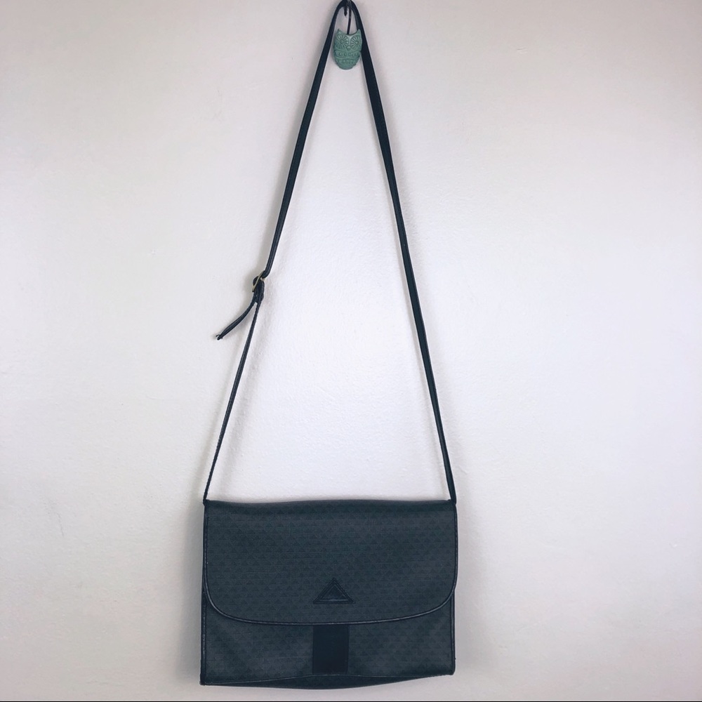 Liz Claiborne Vintage Shoulder/ Crossbody Bag